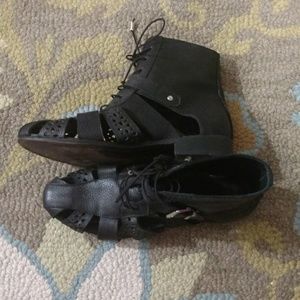 Won Hundred Brand Side Open Boot Shoe